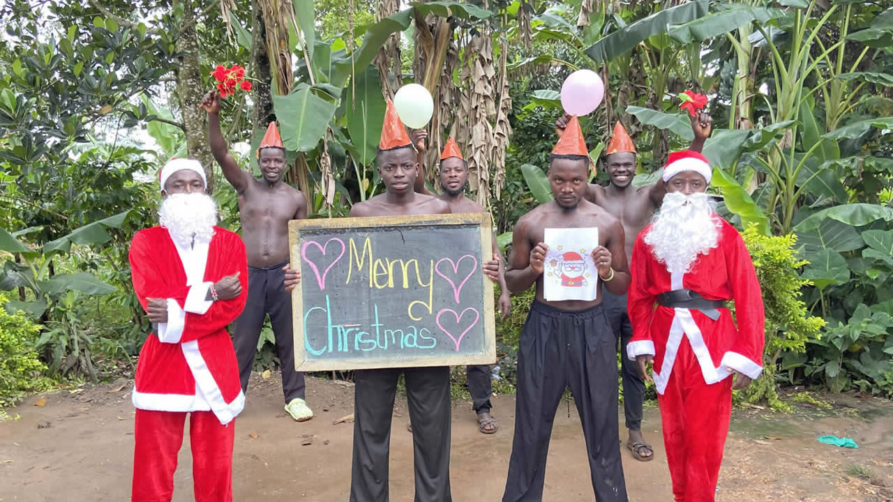 Afrikanisches Fitness Team - Schwarze Hose